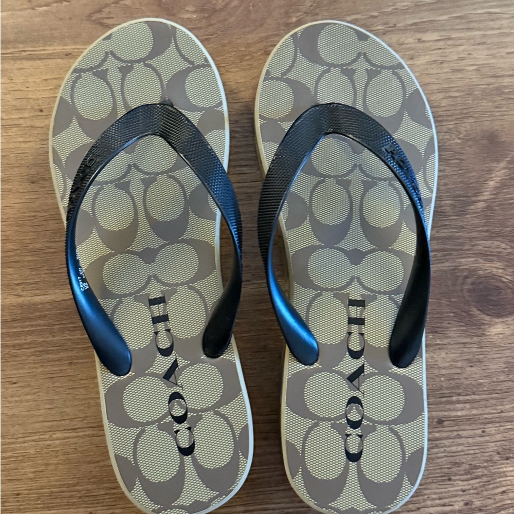 Coach Tan and Black Signature Flip Flops